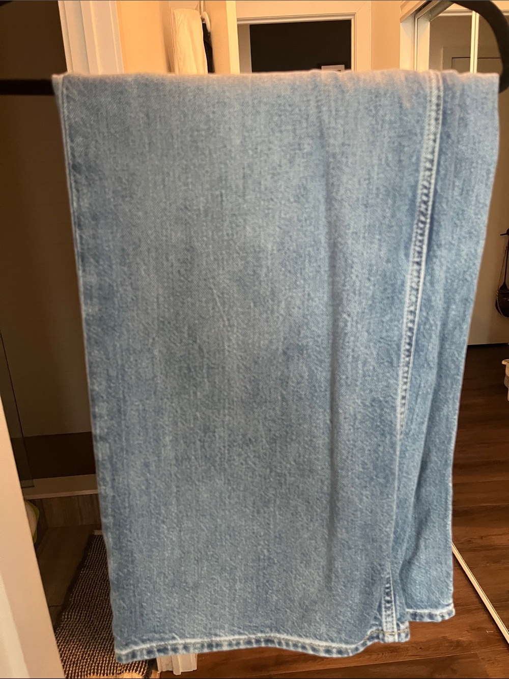 GAP Classic Light Blue Wide-Leg Women’s Jeans - Picture 5 of 5
